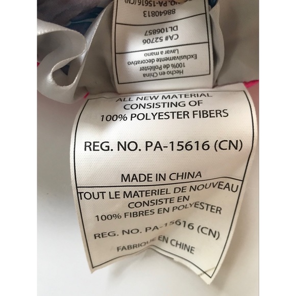 Disney Frozen Heart-Shaped Pillow Anna Elsa Creative Cushion Throw Pillow - Picture 6 of 9